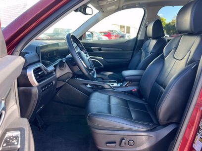 Used 2024 Kia Telluride EX w/ EX Captain's Chair Package