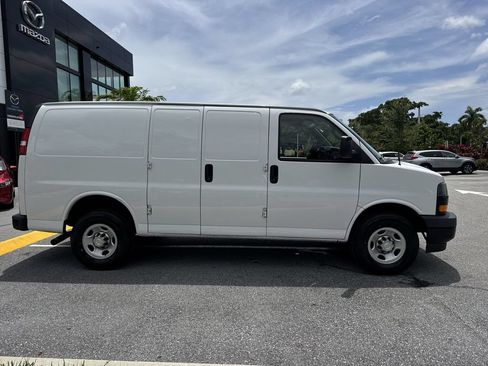 Used 2021 Chevrolet Express 2500 RWD image 5