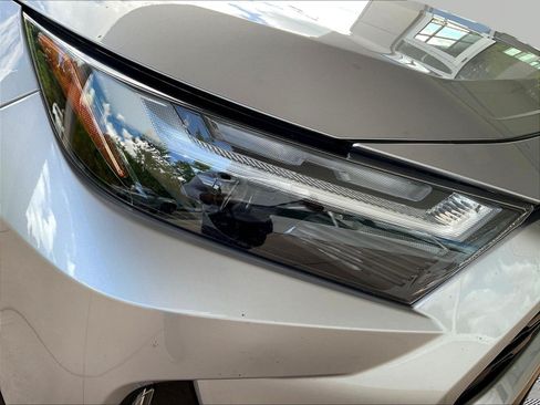 Used 2023 Toyota RAV4 XSE AWD/4WD image 30