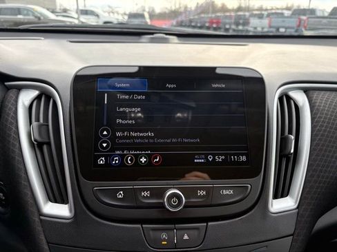 Used 2024 Chevrolet Malibu LT image 16