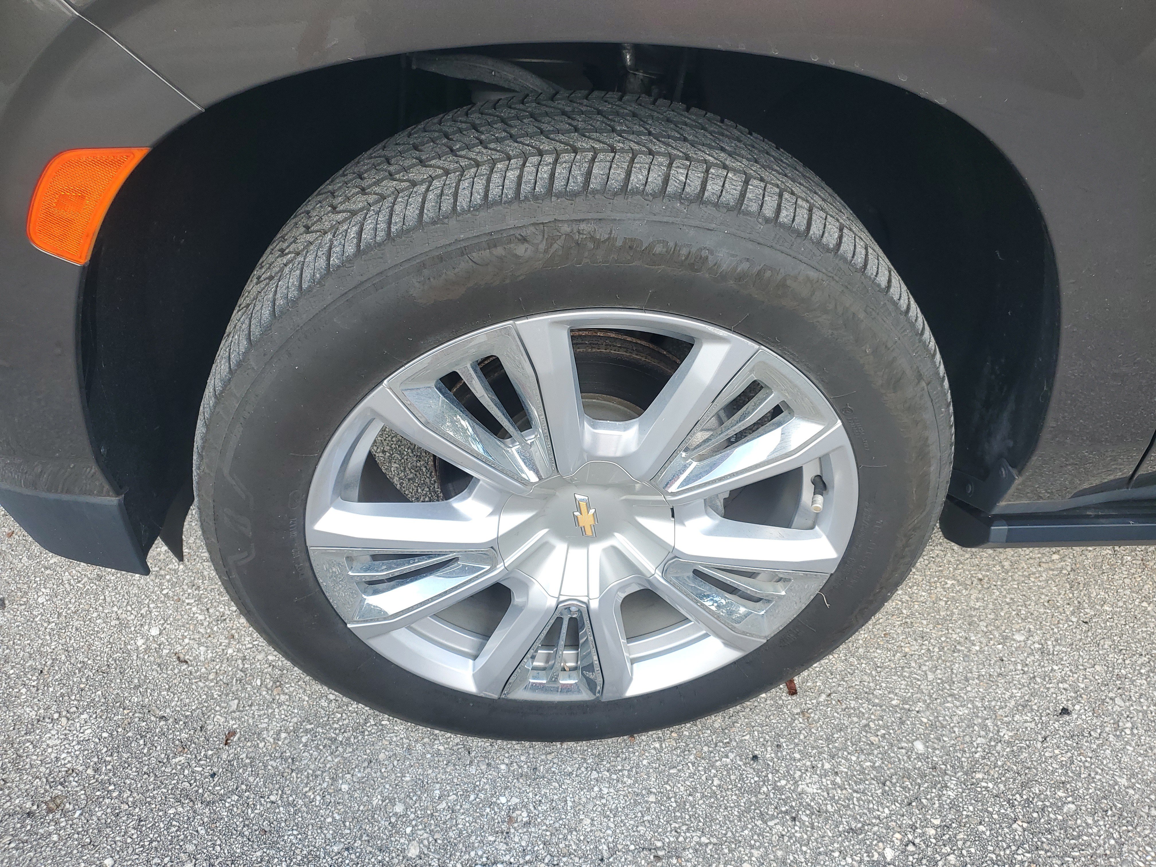 Used 2021 Chevrolet Suburban High Country RWD image 6