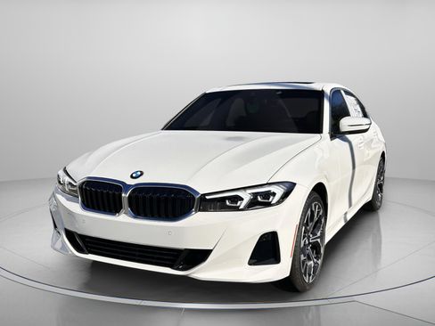 Used 2026 BMW 330i Sedan w/ Convenience Package image 2