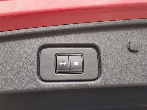 Used 2022 Nissan Pathfinder Platinum w/ Lighting Package (N92) image 36