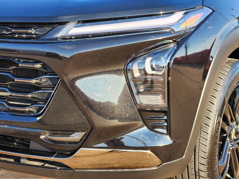 Certified 2024 Chevrolet Trax ACTIV w/ Driver Confidence Package image 10