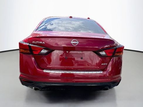 Used 2023 Nissan Altima 2.5 SR AWD/4WD image 7