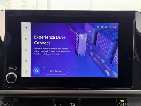 Certified 2025 Toyota Camry SE image 28