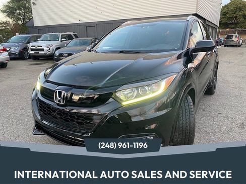 Used 2021 Honda HR-V Sport image 1