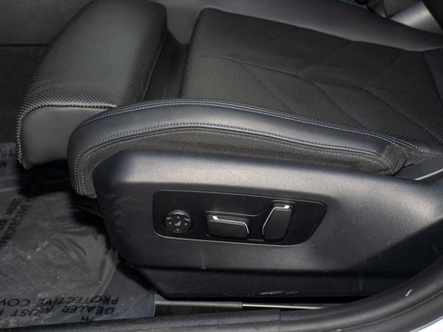 Used 2025 BMW 530i image 29