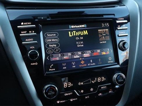 Used 2024 Nissan Murano SL image 18