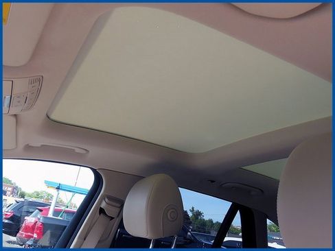 Used 2019 Mercedes-Benz GLC 300 GLC 300 image 14