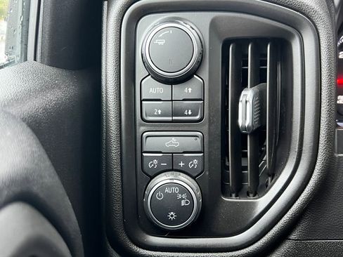 Used 2019 Chevrolet Silverado 1500 Custom Trail Boss image 25