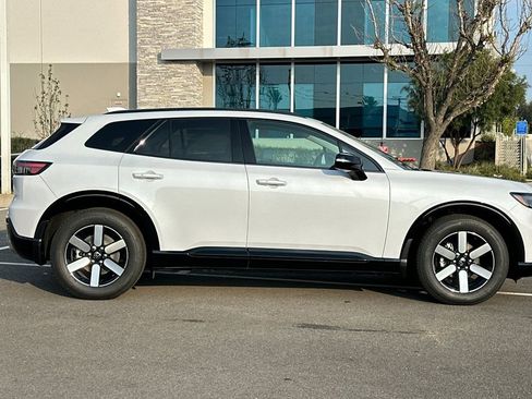 New 2026 Honda Prologue Touring image 3