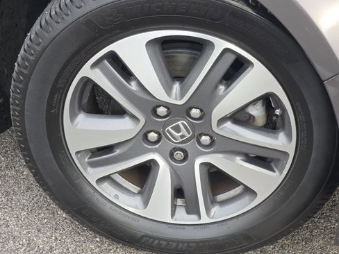 Used 2016 Honda Odyssey Touring image 11