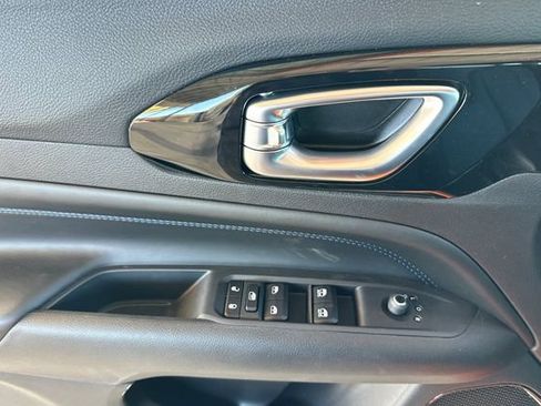 New 2026 Jeep Compass Limited image 13