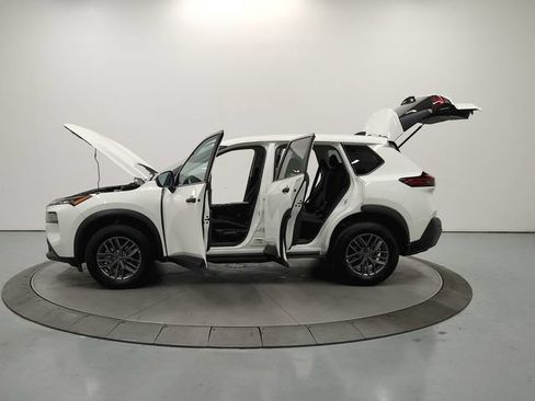 Used 2023 Nissan Rogue S AWD/4WD image 13