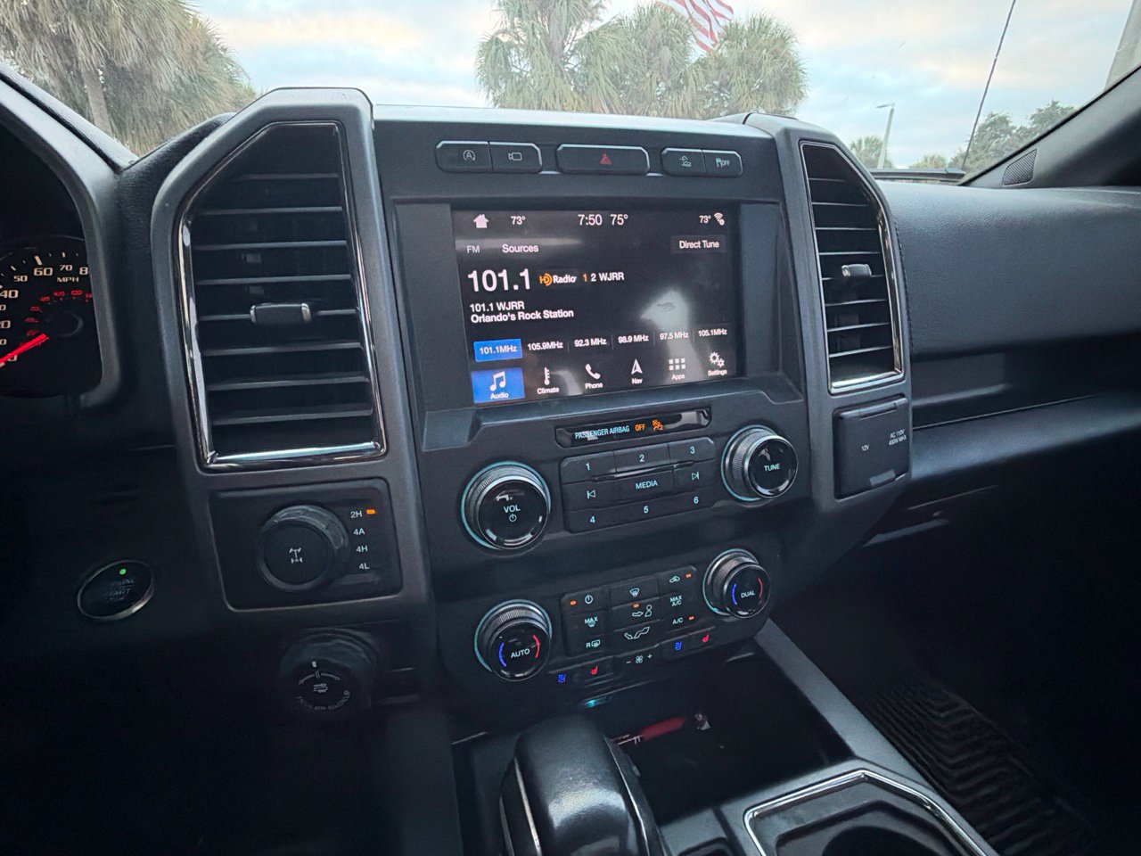 Used 2019 Ford F150 Raptor w/ Equipment Group 802A Luxury AWD/4WD image 11