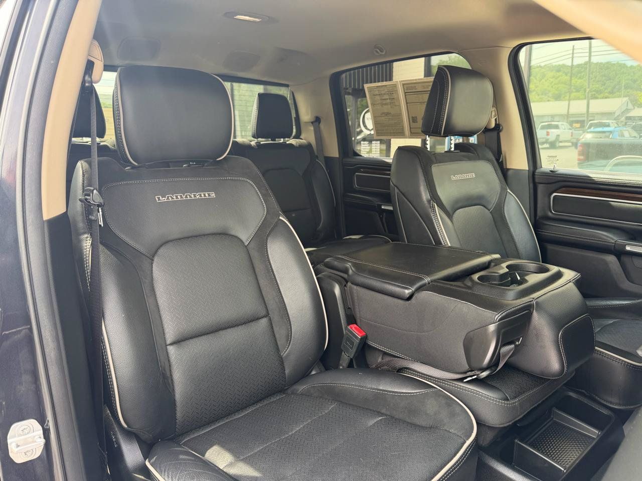 Used 2021 RAM 1500 Laramie AWD/4WD image 19