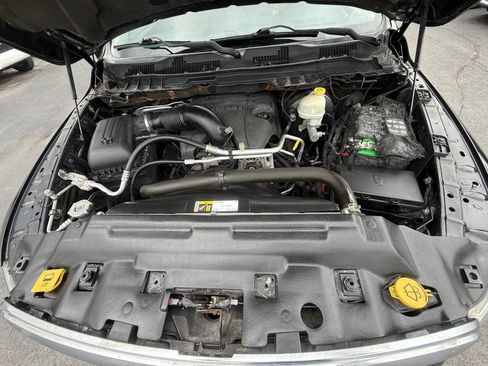 Used 2015 RAM 1500 Laramie Longhorn w/ Convenience Group AWD/4WD image 36