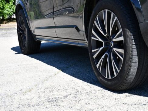 Used 2020 Volvo XC90 T5 Momentum AWD/4WD image 8