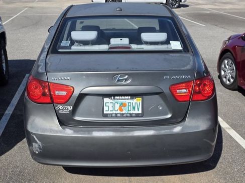 Used 2009 Hyundai Elantra GLS FWD image 3