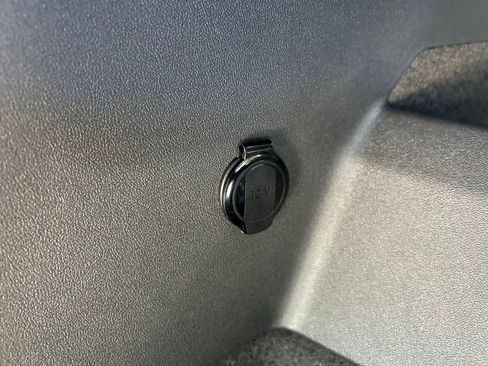 New 2026 Volkswagen Tiguan SE image 43