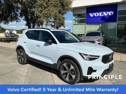 Certified 2025 Volvo XC40 B5 Plus