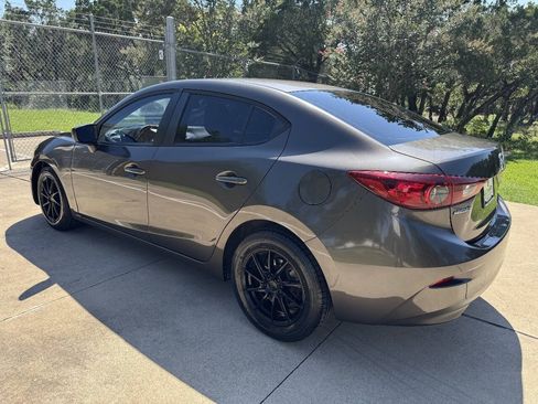 Used 2014 MAZDA MAZDA3 i Sport FWD image 7