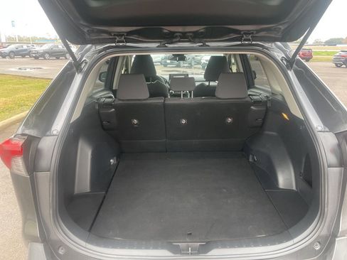 Used 2019 Toyota RAV4 XLE image 13