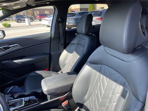 Used 2023 Kia Sportage X-Line w/ X-Line Premium Package image 11