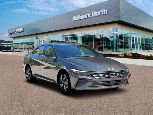 New 2026 Hyundai Elantra SEL Sport Premium FWD image 11