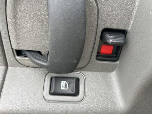 New 2025 Chevrolet Express 3500 w/ Power Convenience Package image 18