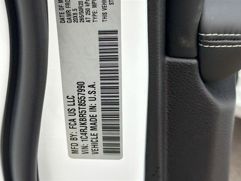 New 2026 Jeep Grand Cherokee L Limited AWD/4WD image 44