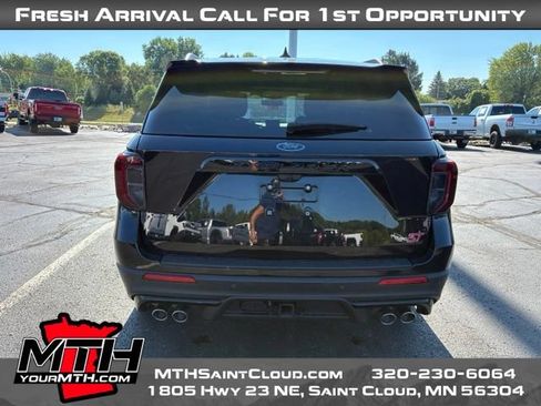 Used 2023 Ford Explorer ST w/ Technology Package AWD/4WD image 7