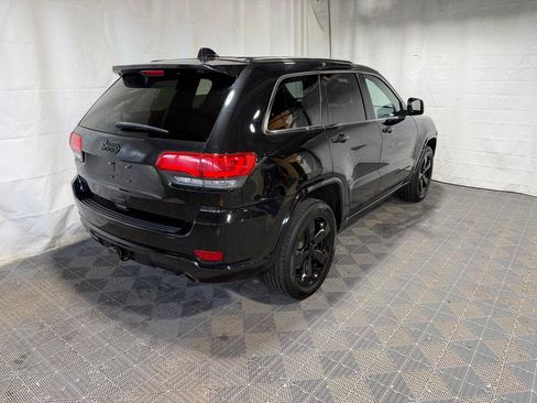 Used 2015 Jeep Grand Cherokee Altitude AWD/4WD image 6