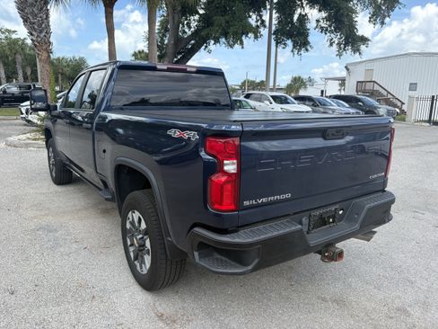 Used 2021 Chevrolet Silverado 2500 Custom w/ Custom Value Package AWD/4WD image 5