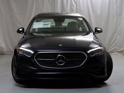 New 2026 Mercedes-Benz E 450 4MATIC Sedan image 5