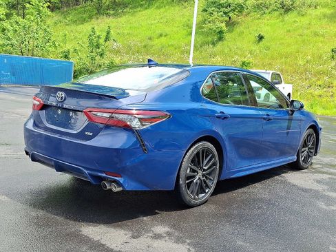 Used 2024 Toyota Camry XSE FWD image 6