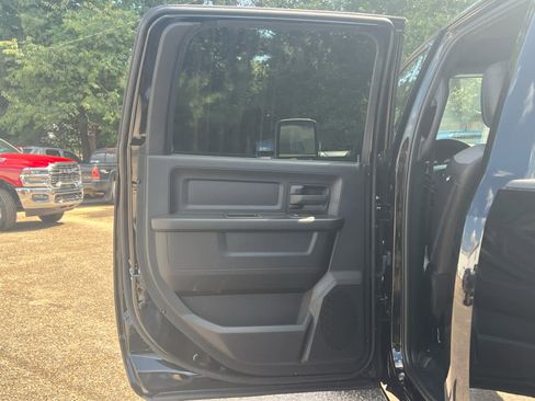 New 2026 RAM 2500 Tradesman w/ Chrome Appearance Group image 46