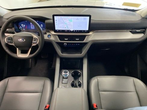 New 2026 Ford Explorer Active w/ Active Comfort Package image 13