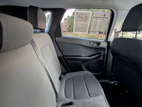 Certified 2022 Ford Escape SE w/ Cold Weather Package image 27