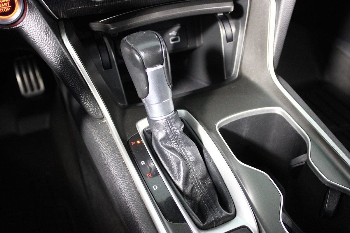 Used 2021 Honda Accord Sport image 16