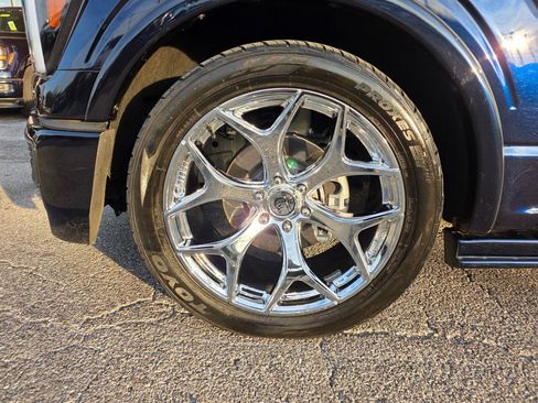 Used 2024 Ford F150 Lariat w/ Equipment Group 502A High image 10