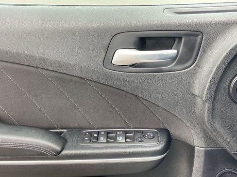 Used 2023 Dodge Charger SXT RWD image 18