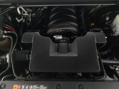 Used 2020 Chevrolet Tahoe LS AWD/4WD image 30