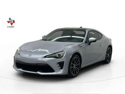 Used 2017 Toyota 86 image 5