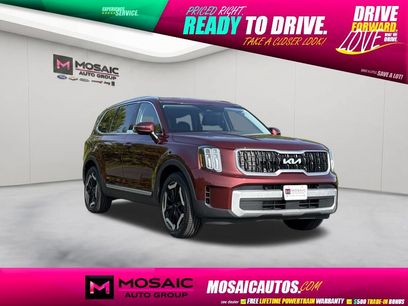 Used 2023 Kia Telluride EX w/ EX Captain's Chair Package