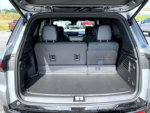 New 2026 Buick Enclave Sport Touring w/ Power Package AWD/4WD image 22