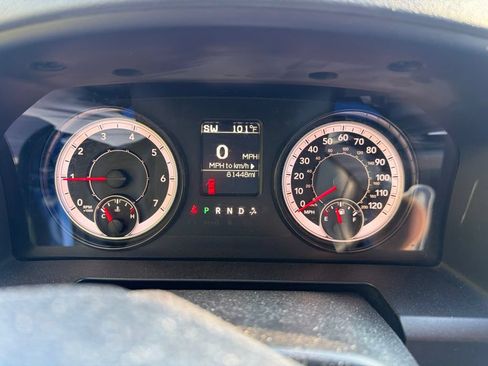 Used 2018 RAM 1500 Express w/ Express Value Package AWD/4WD image 12