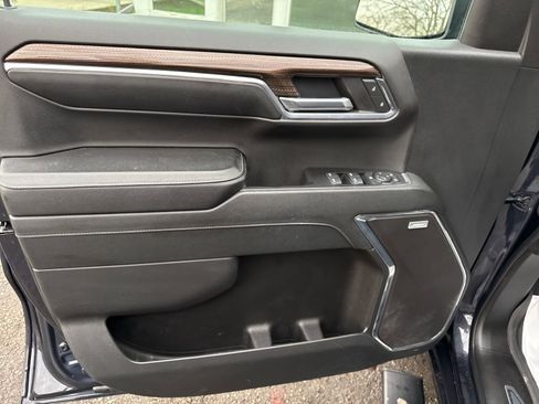 Used 2024 Chevrolet Silverado 1500 RST w/ Convenience Package II image 10