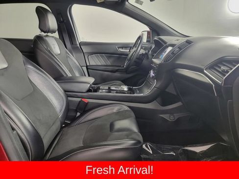 Used 2019 Ford Edge ST w/ Convenience Package AWD/4WD image 17